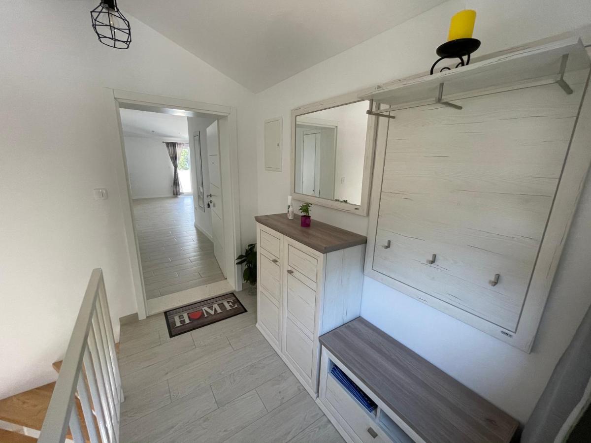 Apartman Mili Baška Voda Kültér fotó
